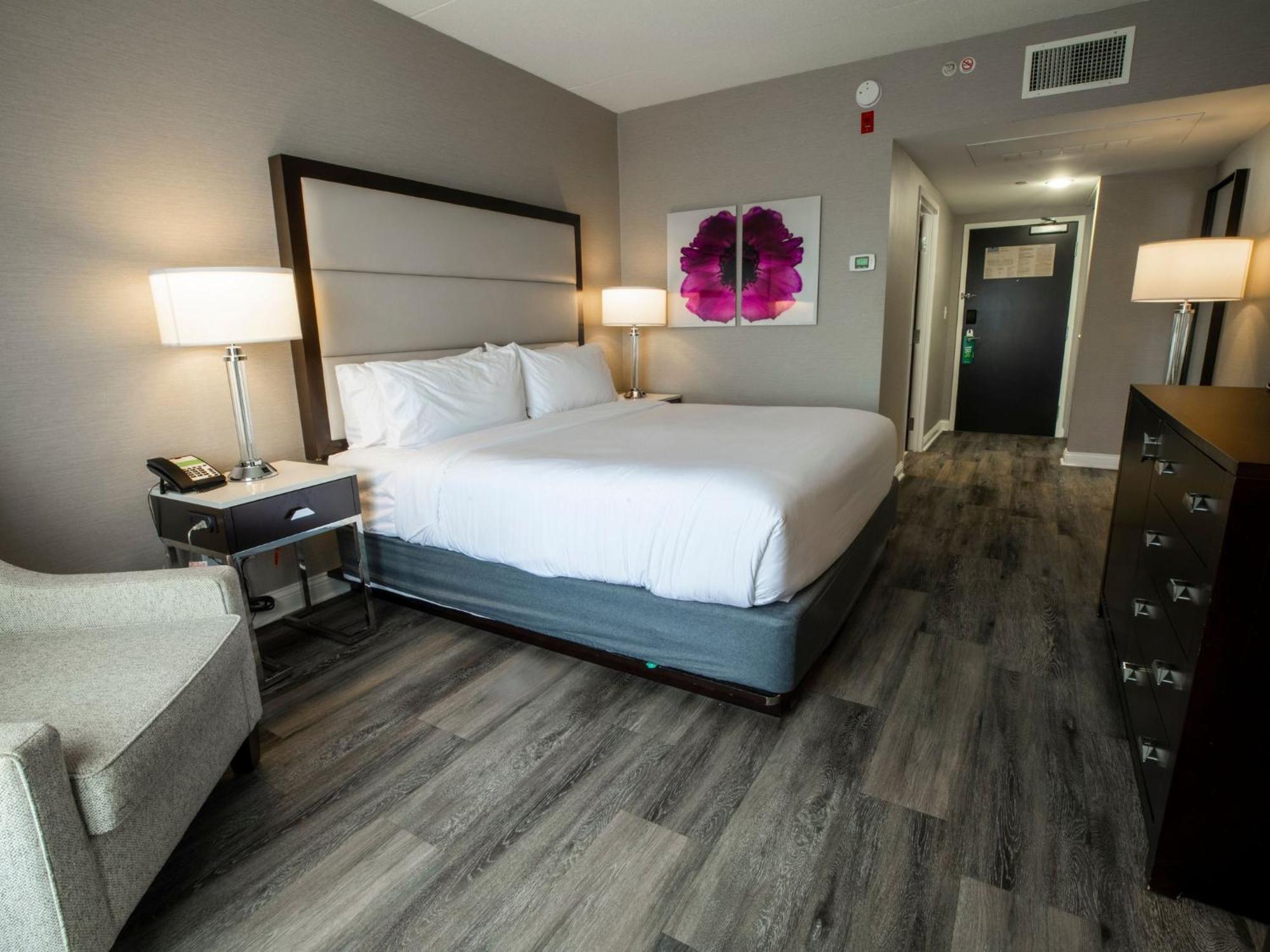 Holiday Inn Wilmington By Ihg Gurneyville Экстерьер фото